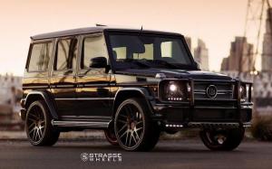 Mercedes AMG G65 on Strasse Wheels (SM7T Deep Concave)